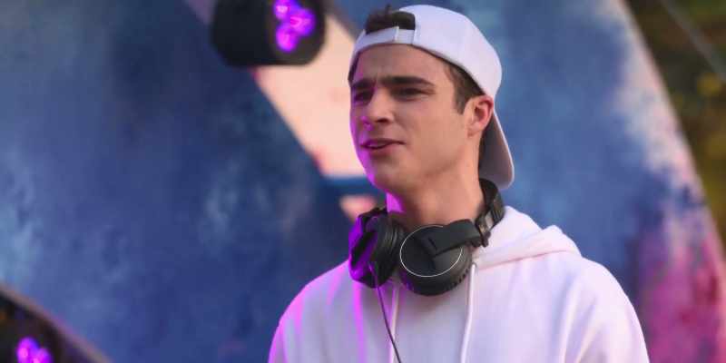 It's my equipment, I'm the deejay
