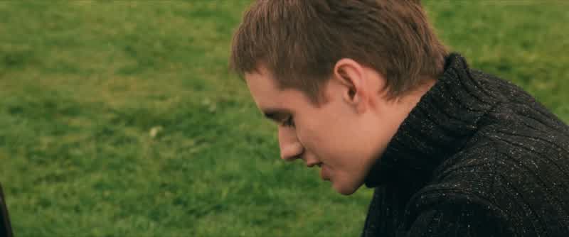 It's Filch's cat!- Run!