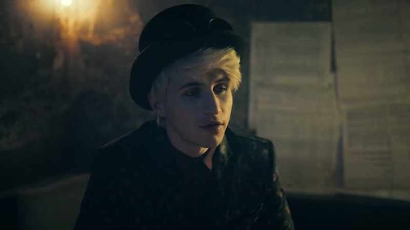 It's got a map and everything inside of it. Clive?