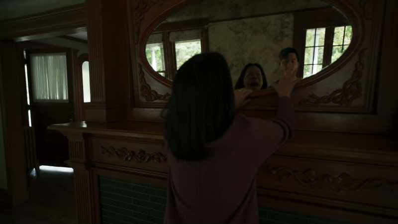 It's him! It's him! - Rebekah!