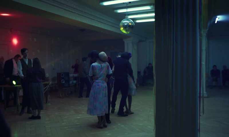 �� It's just the way you're walking ♪