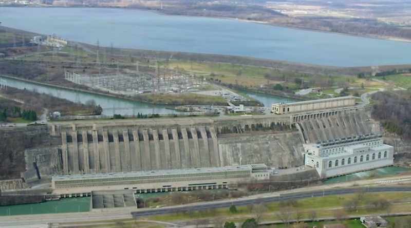 It's just under one mile from the Control Dam to the Falls
