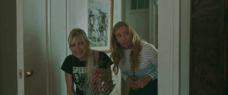 It's Macey and Savanna, Aunt Hilda