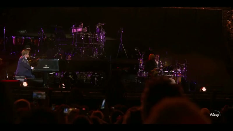 �� It's much too late to save myself ♪