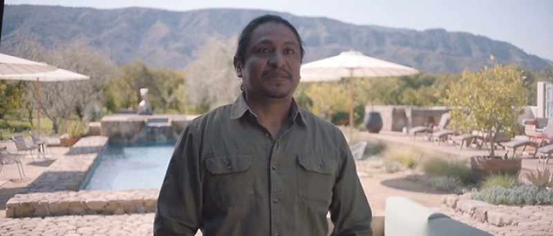 It's nice you have family here. - Yes. That's everything