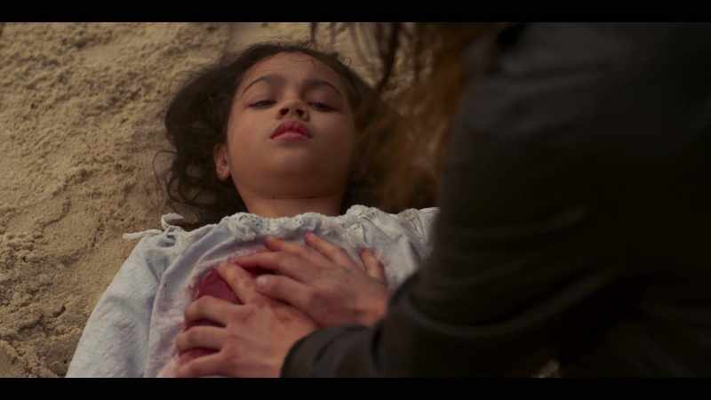 It's okay. Hold on, okay? - She's here