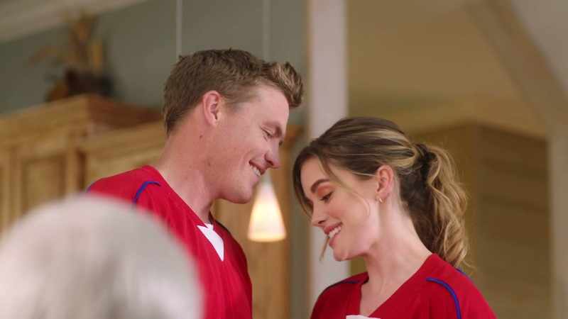 �It's pretty romantic, right? ‐It's very romantic