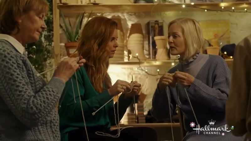It's purl three. - Right, purl three