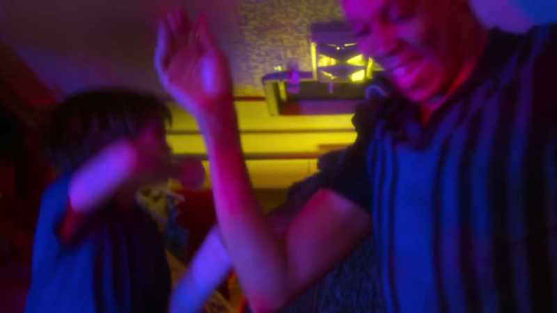 �� It's raining men ♪