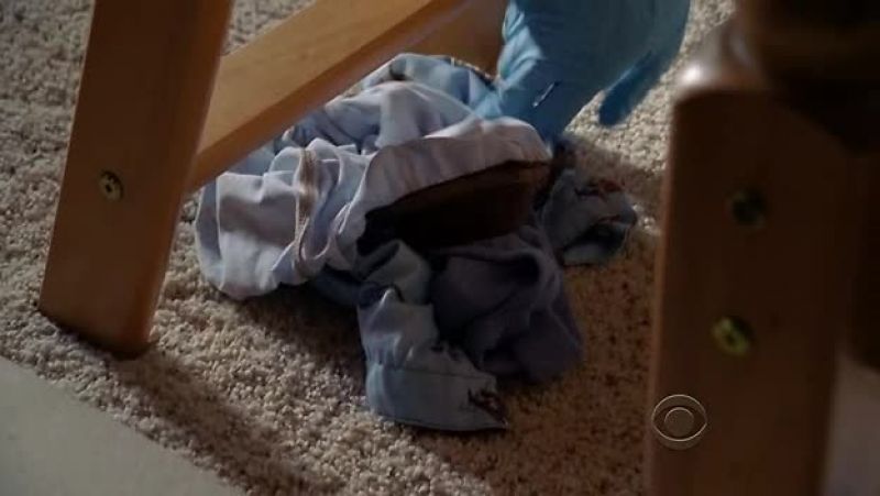 It's size 6. Kyle slept in here last night