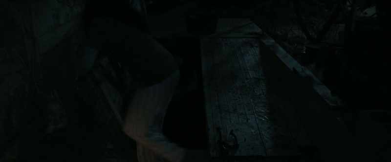 It's too heavy.[GRUNTS]