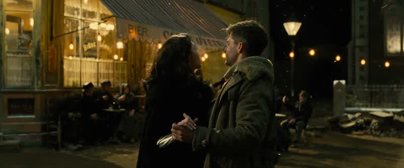 It's uh It's a snowfallTouch itIt's magicalIt is isn't it