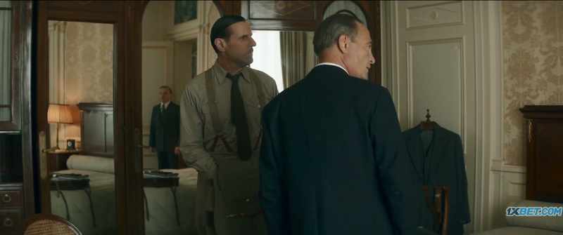It's you, De Gaulle