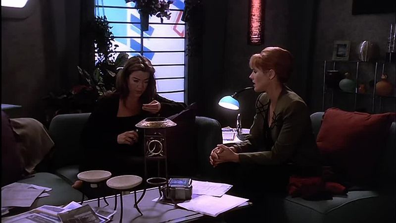 Ivanova to C & C. Patch me through to Ambassador Delenn's quarters