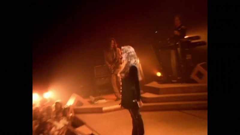 �� I've been a rock And I've got my fences ♪
