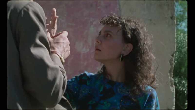 I've found a head louse. - I don't believe you