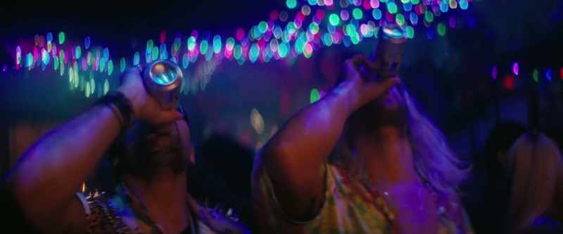 �� I've got two tickets To paradise ♪