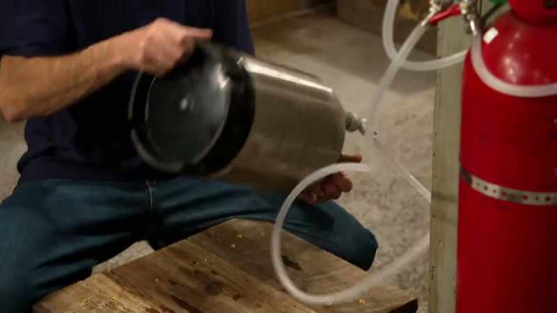 I've studied about the ph levels holding the carbonation