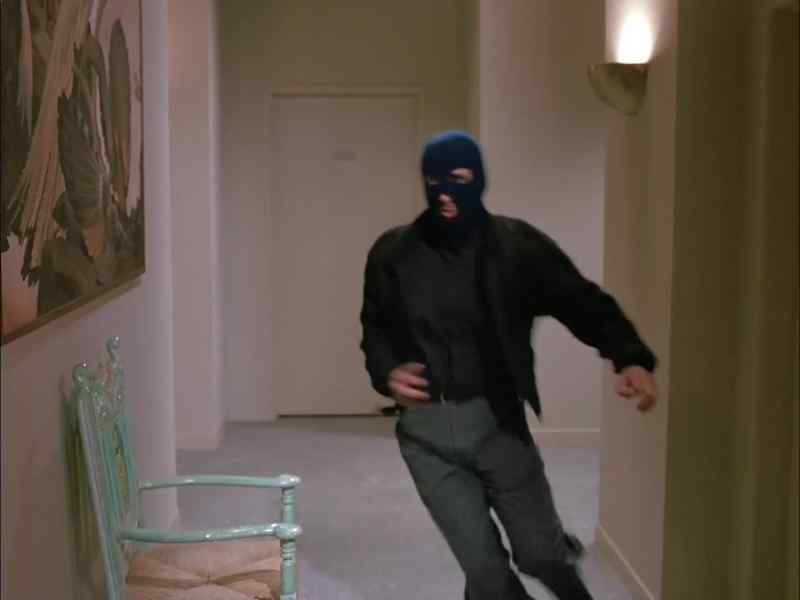 (JACK BARKING)