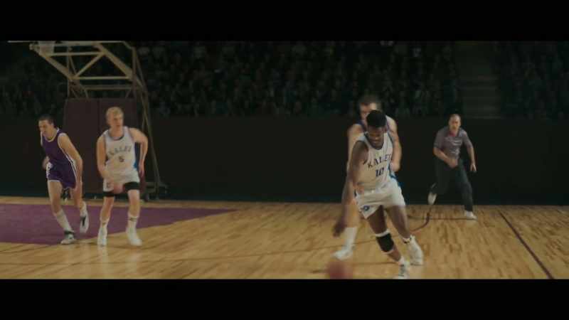 Jackson recuperează şi lansează contraatacul!