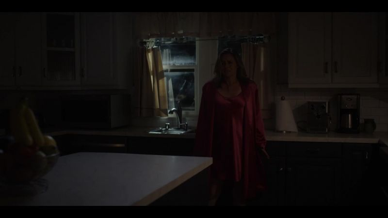 JAKE: Mom! -(screams)