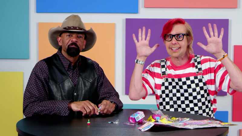 Jazz hands! Sheriff Clarke, jazz hands