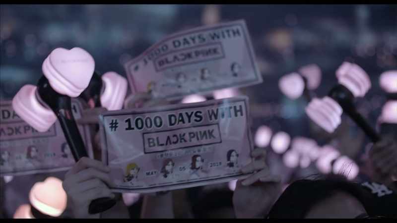 JENNIE (in Korean): Just once more