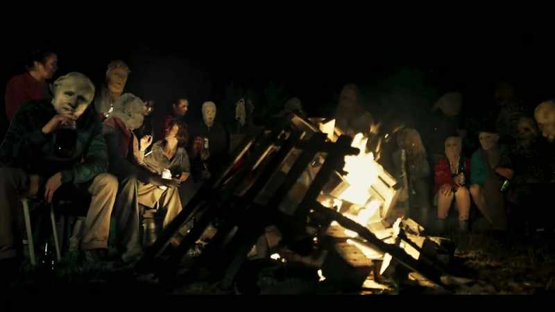 Jess: Is the fire coming out?