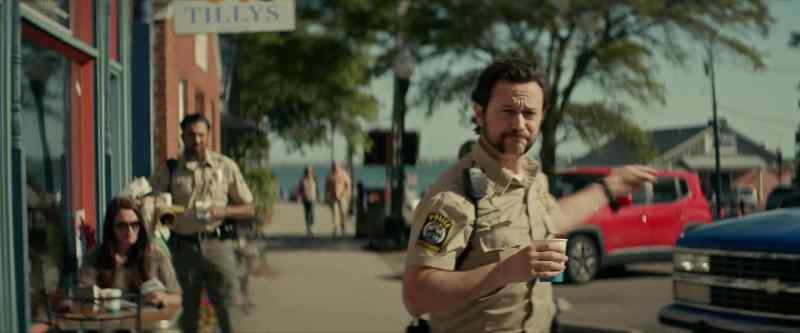 [Jesse grunting]