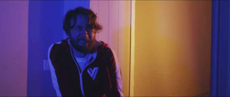 (Jesse whimpers)