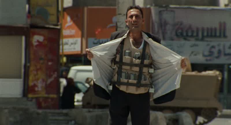 Jesus. All right, sergeant, I need a 75-meter perimeter. Get these guys back. - Get them back. - Giv