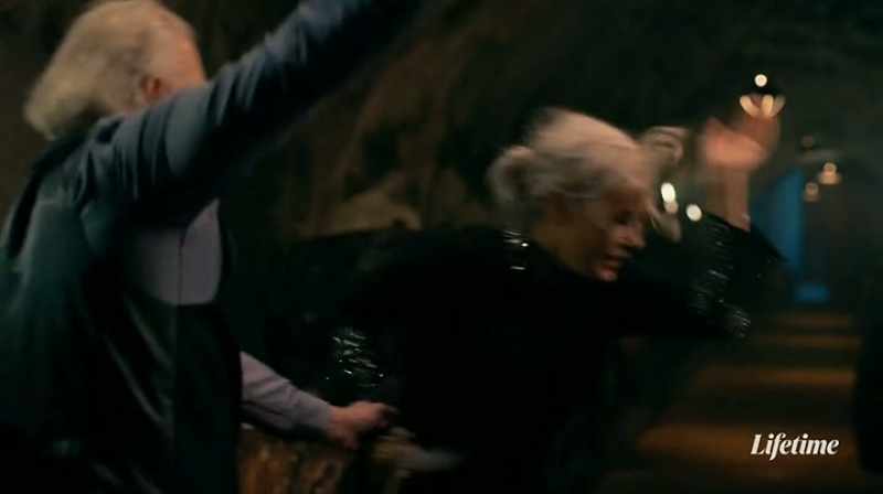 (jillian grunting)