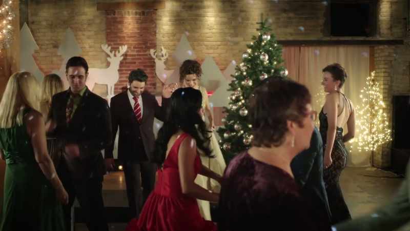 (♪ Jingle Bells ♪)