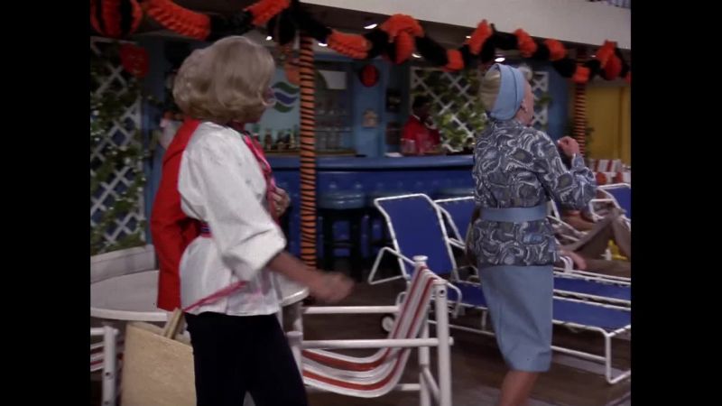Joan: Oh! You're so pretty