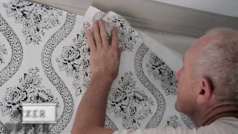 (Joanna) I'm incorporating a pretty wallpaper