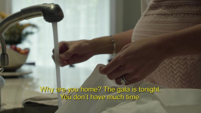(JOANNA SPEAKING SWEDISH)