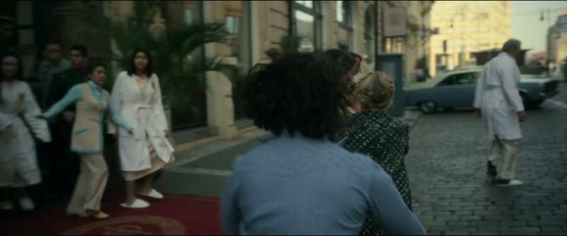 Joe killed Georges and shot Roxy