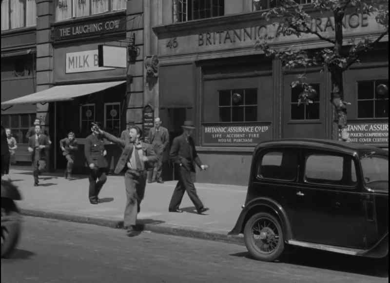 (Joe) Taxi!