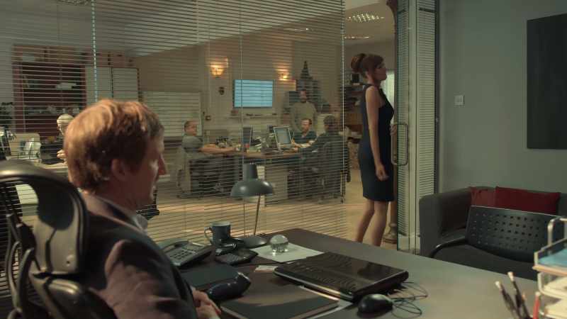 John Wick, Excommunicado