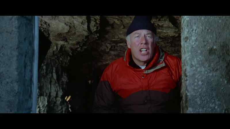 John! - You're limping, Ben