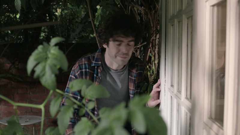 Johnny, what's wrong? -Well, I come home