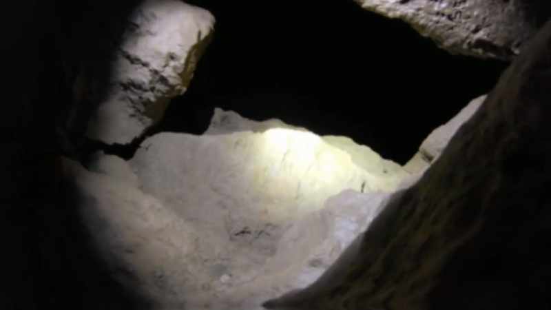 JON: There we go, see, see the void there behind that boulder