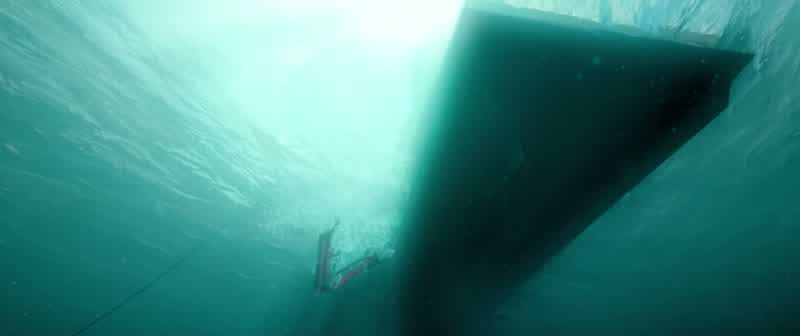 Jonas, the crane's in the water!