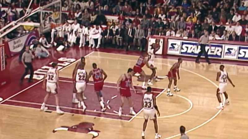 Jordan posted up against Smith