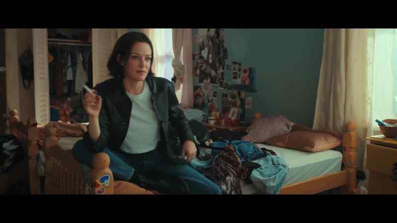 [Josephine] Party. - Yeah. Where do you party?