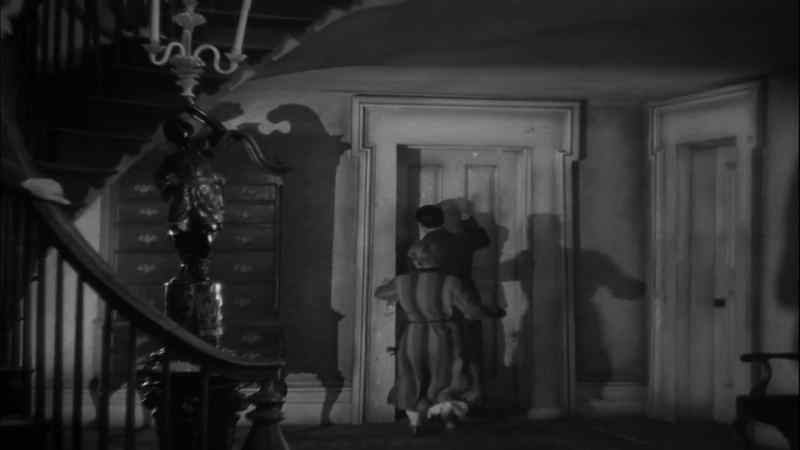 Joyce, open up. Open the door