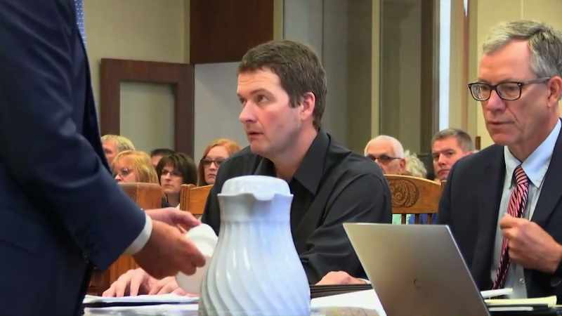 JUDGE: Okay, Mr. Mullis, do you want to come back up