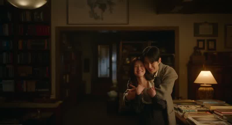 주호진 씨, 기차 탔어요?