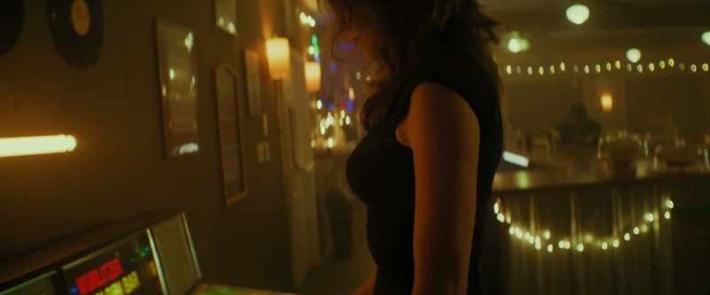 (jukebox clicks and whirs)