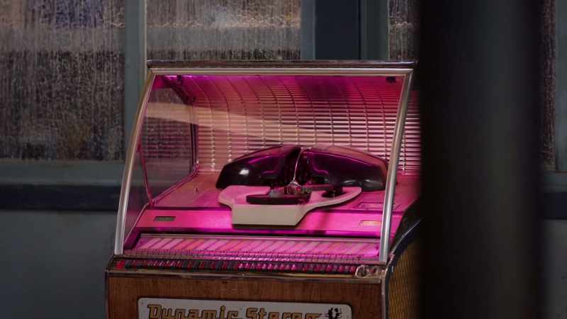 [jukebox whirls and clicks]